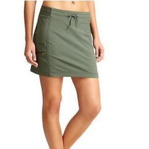 Athleta Olive Army Green Trekkie Skort